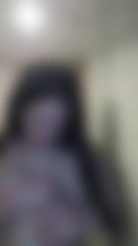 A juicy blowjob with my tits 👀In a hotel by chelseabolton