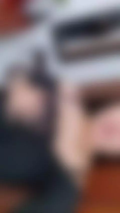 my beauty envelops you and enjoy it with every glance by hannathomsson