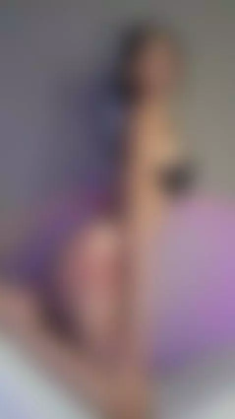 Make me scream with pleasure and end up dripping by frida-1