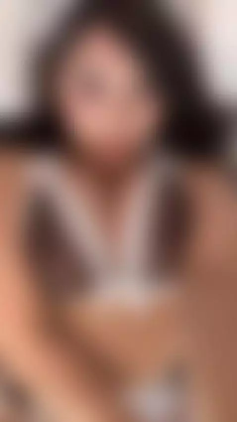 come by arianaa-ferrer