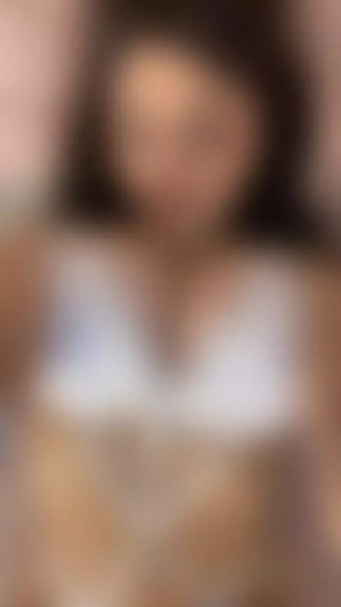 angel comming by arianaa-ferrer