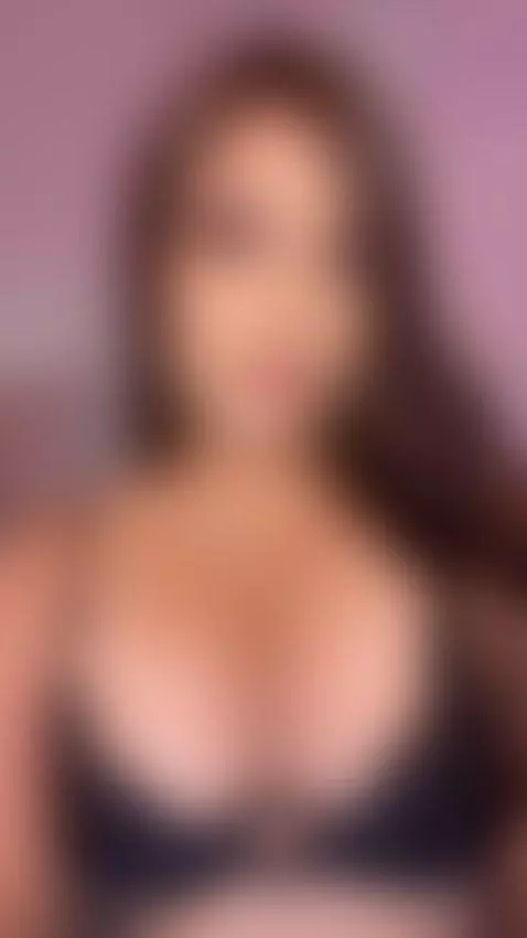 latina, bigboobs, hotgirl by arianaa-ferrer