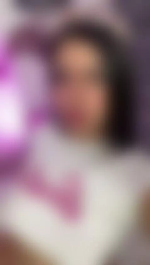 your favorite QUEEN is here! 🔥💗💋
https://es.stripchat.com/Je... by jenniferhost