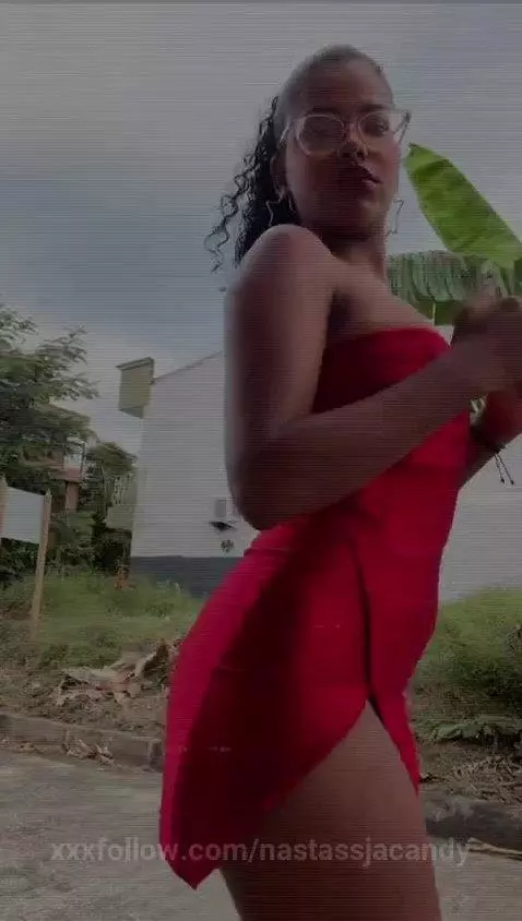 Showing on the street by nastassjacandy