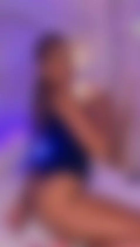 It was just one look… and I got wet 👁️💧 by nastassjacandy