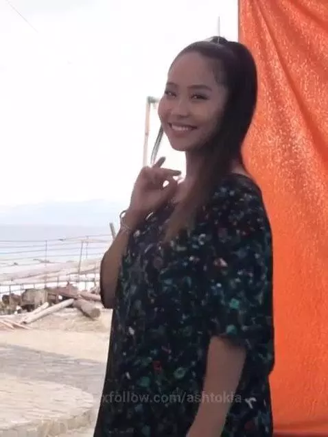 Hello Boys! by ashtokia