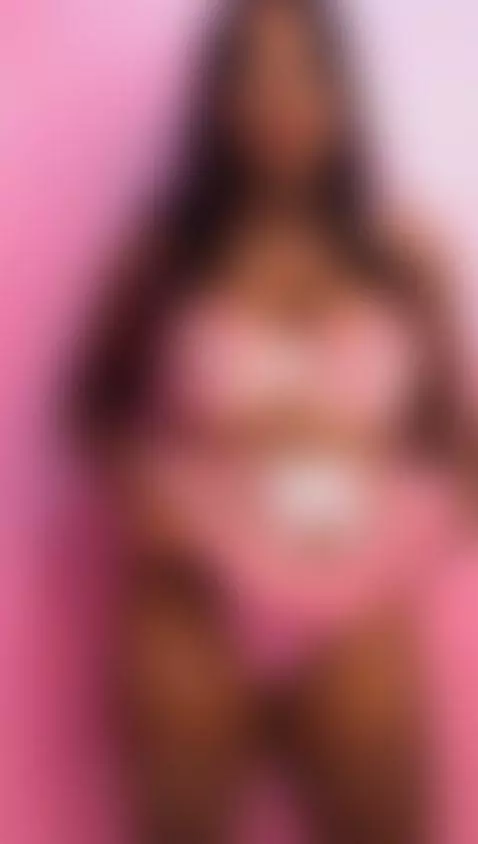 I'm Chleo. Add me to your favorites and you'll see everythin... by chleo-1