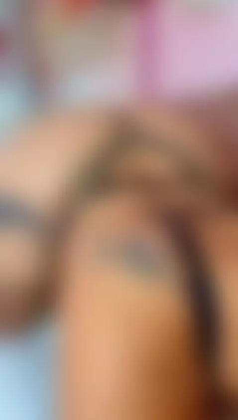 Enjoy your time with this hot live. by melanyvega