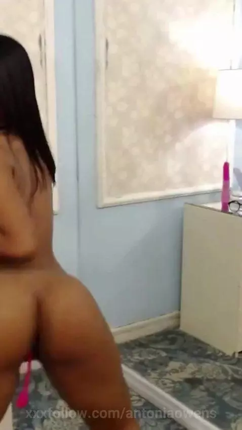 sexy body by antoniaowens