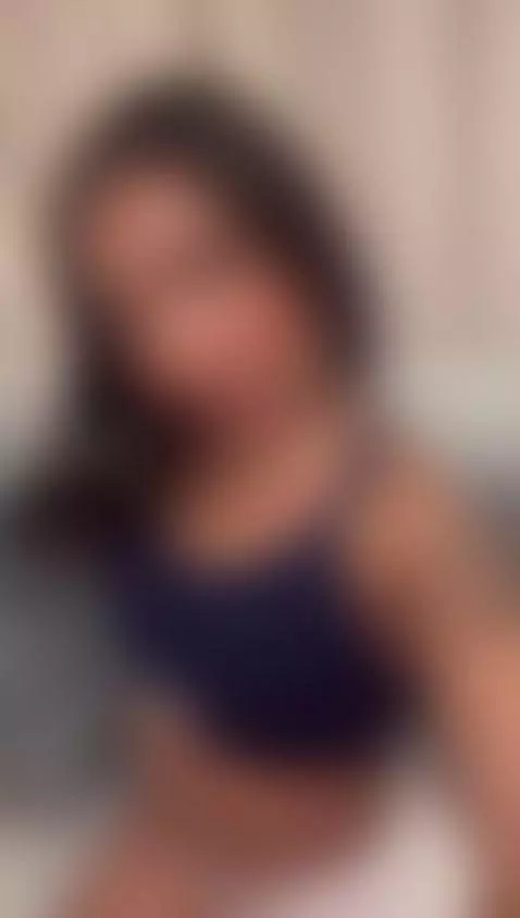 hot and erotic brunette by antoniaowens