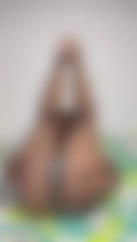 erotic brunette by antoniaowens