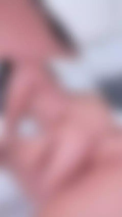 I want you to put your hard cock in me😈 by kathymirrow