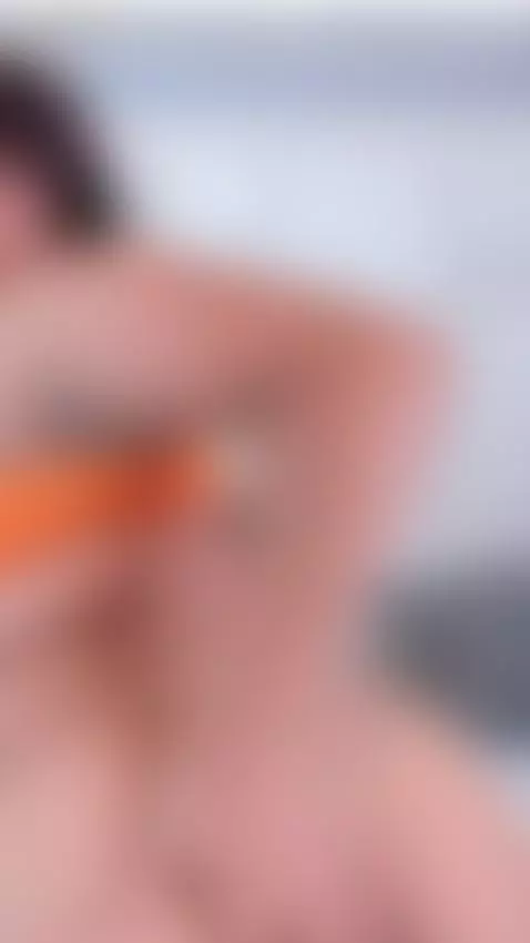 Hot girl here!! by kathymirrow