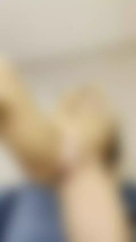 You weren’t supposed to stop scrolling… but here you are. by jesuischanel