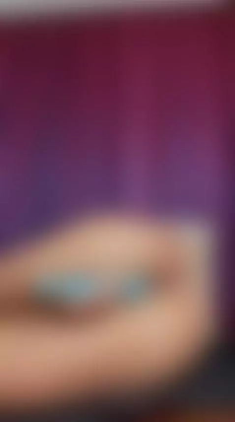 Be honest… you’re not just watching. by jesuischanel