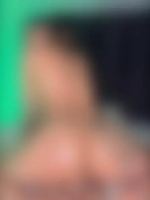 Riding your cock backwards with my big shiny ass 🍑🍆🔥 by meganbrownss