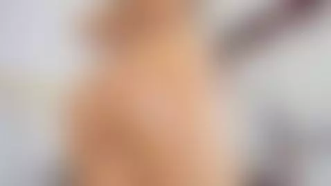 DELICOUS ASS OILED🍑🤤 by kylieandjhonnyy