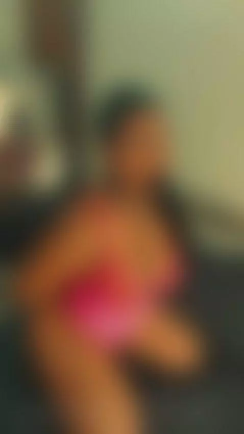 I CAN BE YOUR SUBMISSIVE by shainabetancur