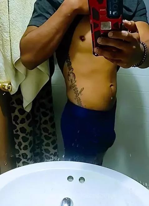 im hitting the gym back....can you tell  queen! by letssgooojr