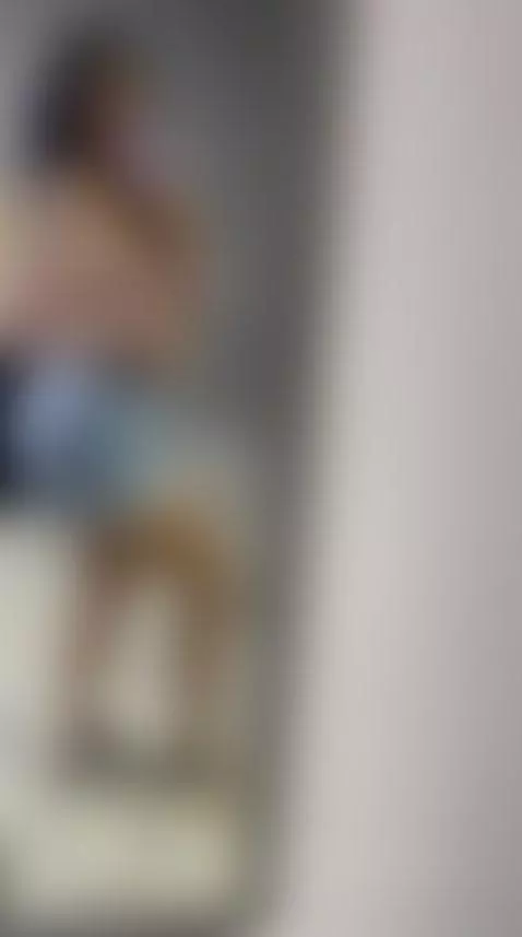 How about you undress me? by samantaagomez