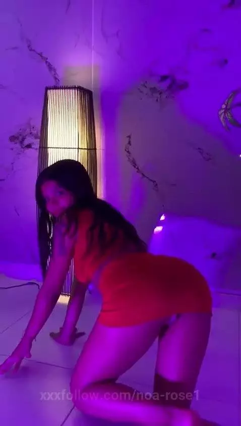 My ass burns and wants your cock 🥵 by noa-rose1