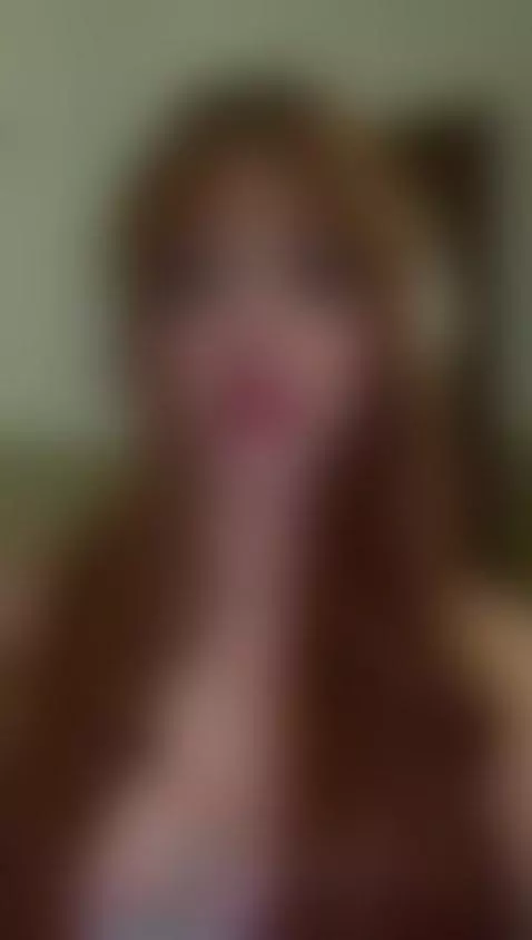 Sexy petite girl 💗
https://es.chaturbate.com/b/vanillyewhite... by vanillyewhite