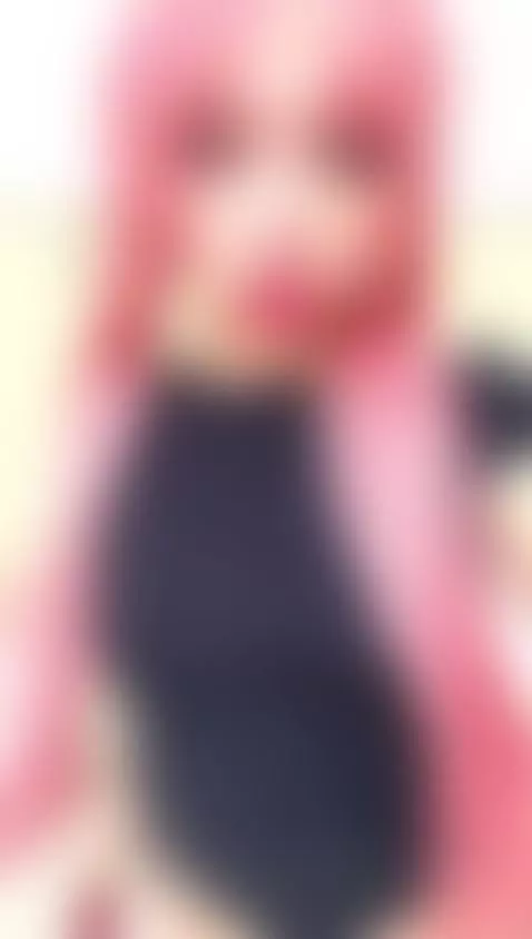 your girl crush is here for the fun! 😏🔥
https://es.stripchat... by vanillyewhite