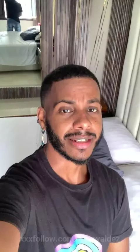 good morning babes!!!! by icarovaldez