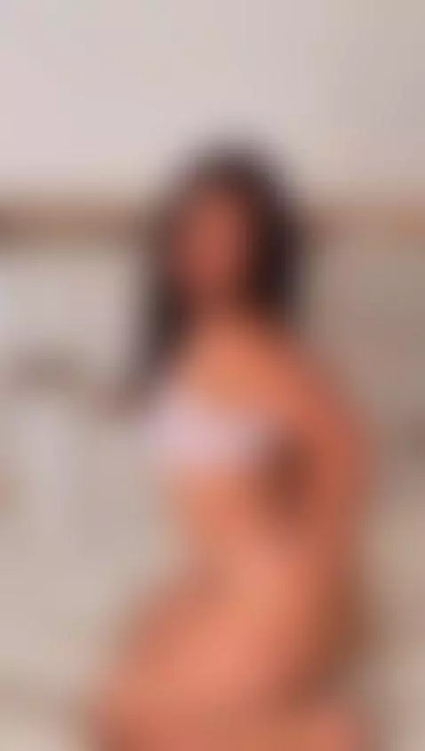 Come see me, don't regret it 🍑💦 by melekxxx