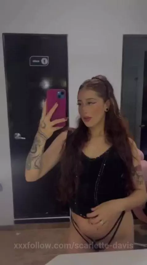 Nake me and fuck me by scarlette-davis