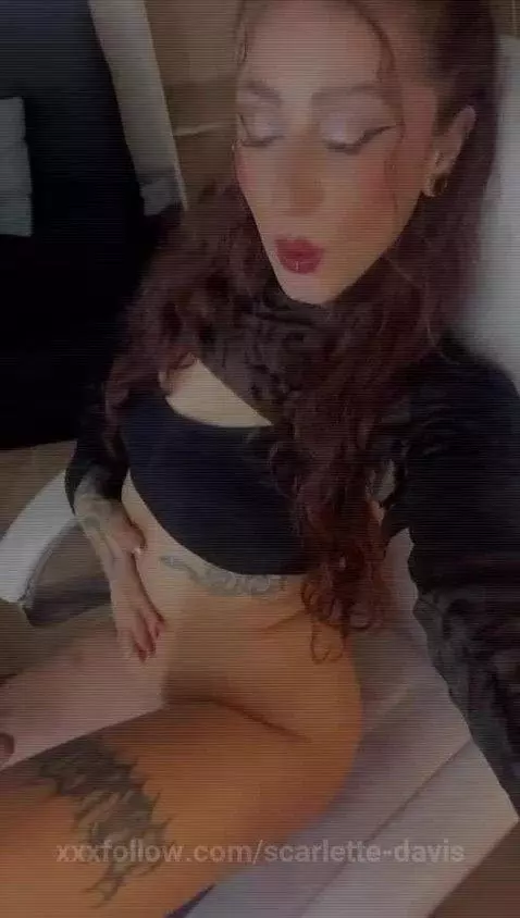 Come and play with my rich wet pussy by scarlette-davis