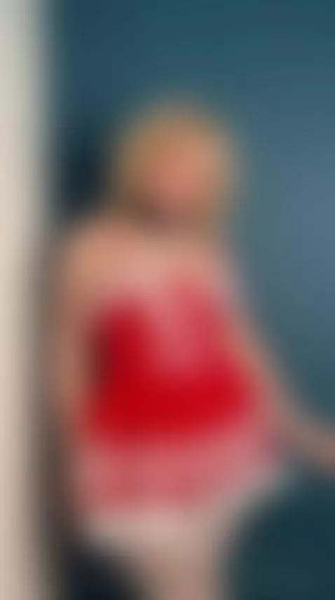 A little playfull by pamelalloyd