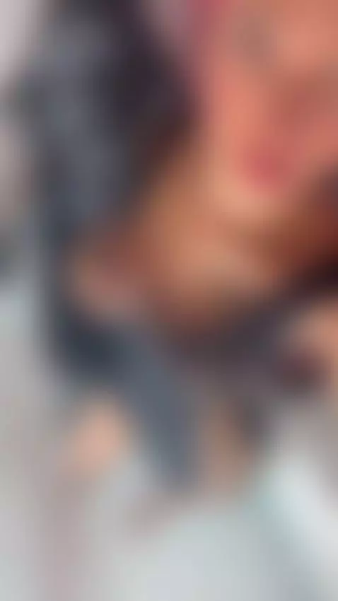 Heat that slowly melts me ☀️💦 by antonellasmith01