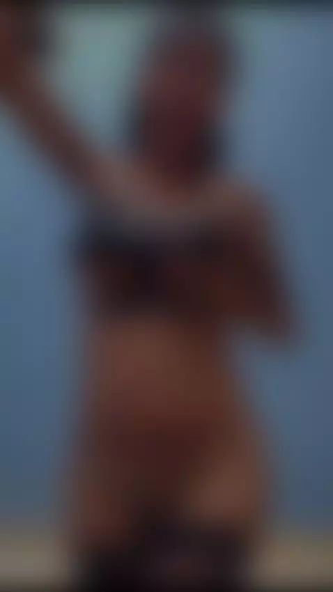 Every curve of mine knows exactly how to tempt you 💞🔥 by antonellasmith01