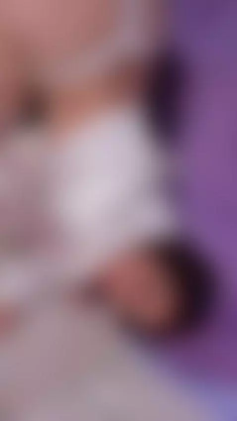 Your lips have a shape that makes me imagine too many things by arianaa-collins