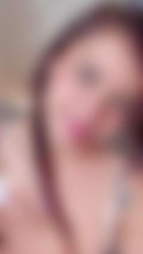 Online now by arianaa-collins