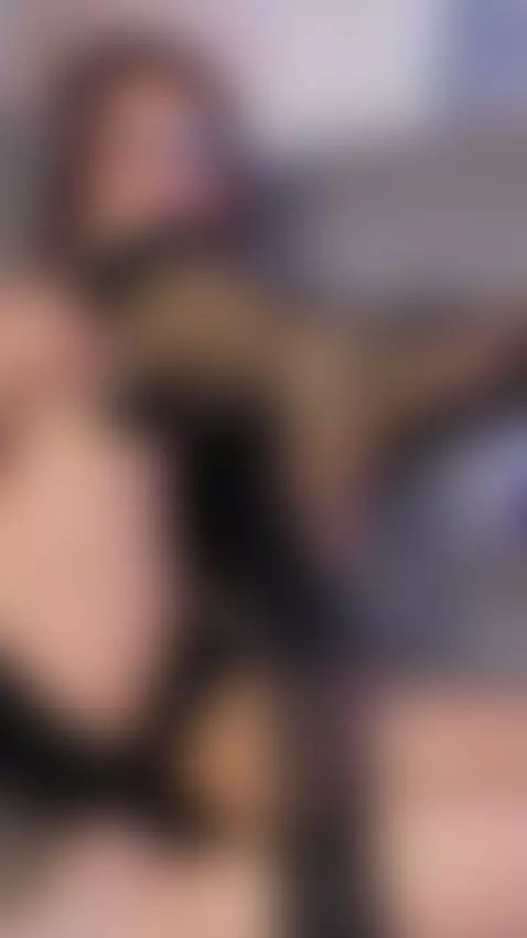 Arianna puts on her pantyhose to please you by arianaa-collins