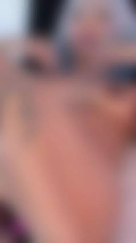 I love touching me, do you like short hair girls?  🤤🔥 by roxymoore1