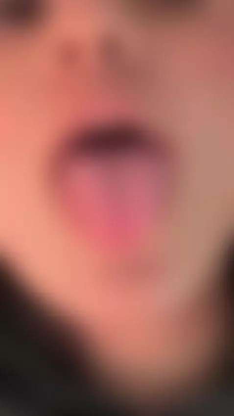 I want to have my tongue on your cock 🔥💋 by rebecajonees