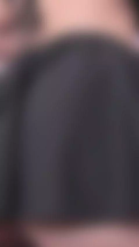 Sexy ass bouncing in your eyes by rebecajonees