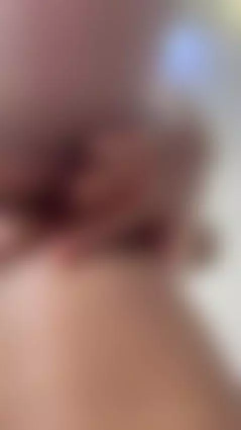 Can you see my eyes? 👀🤭 by aurooraaa18