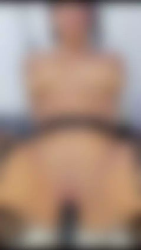 The best cowerlgirl BBC 🍆🥵 by aurooraaa18