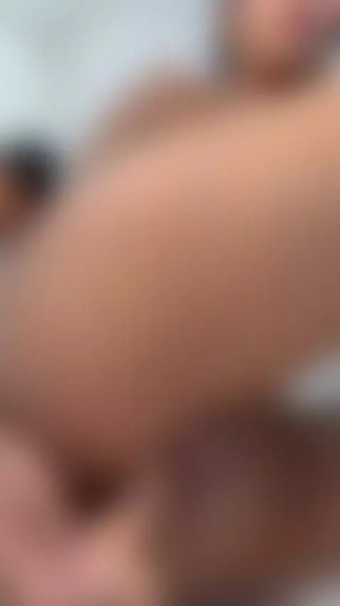 Sideways and with wet pussy 💦🤤 by aurooraaa18