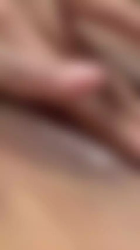 My pussy is very juicy💦😈 by aurooraaa18