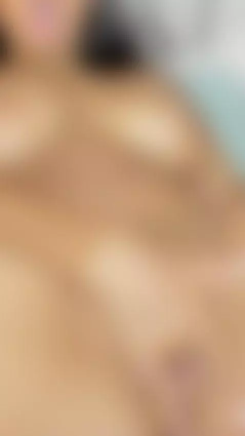 finger in pussy 🥵🥵🔥🫦👅😈 by aurooraaa18