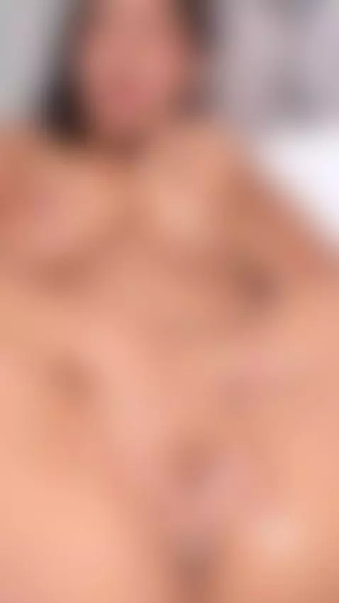 FINGER IN  PUSSY👅💦 by aurooraaa18