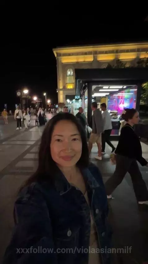 public milf by violaasianmilf