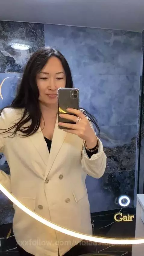 public milf by violaasianmilf