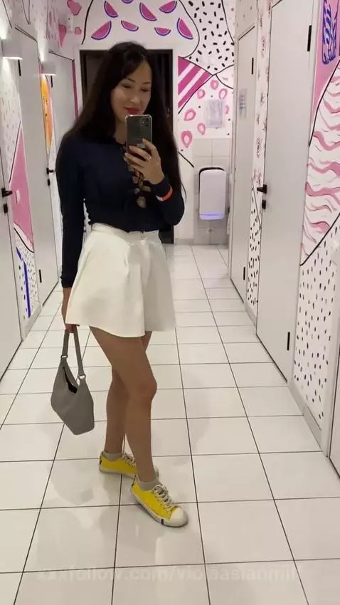 hot ilf by violaasianmilf