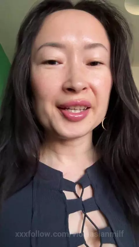 mom by violaasianmilf